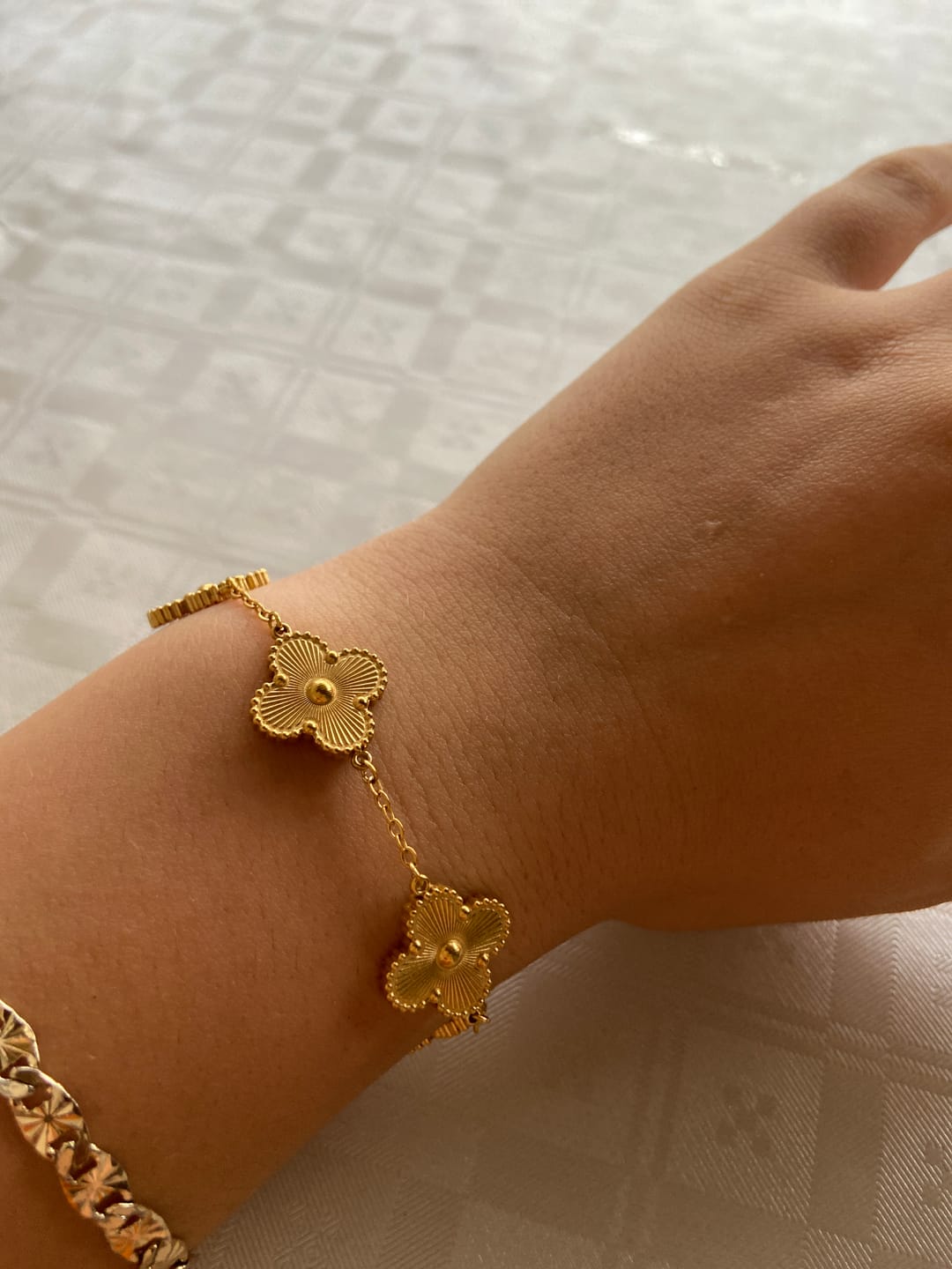 Customer photo review of Bratara - Royal Clover