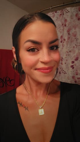 Customer photo review of 20mm Maile Heirloom Initial Plate Necklace