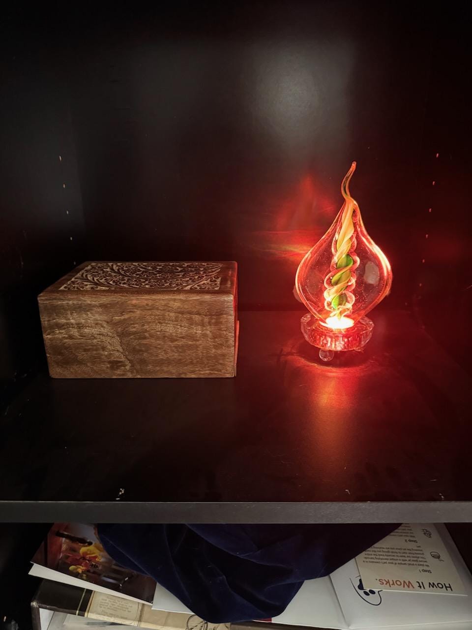 Customer photo review of Multi-Color Lucite Light Stand