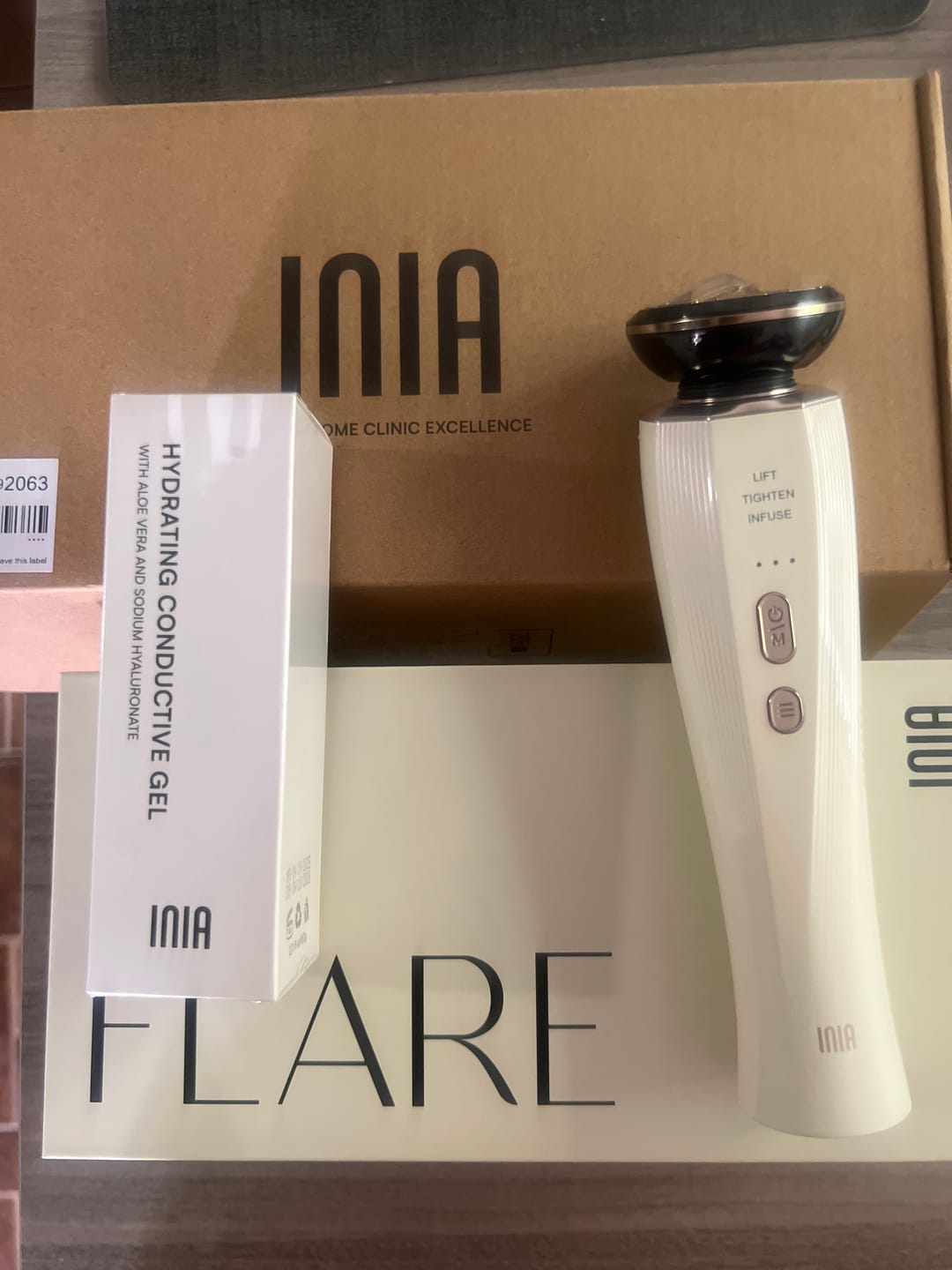 Customer photo review of INIA FLARE Microcurrent Facial Device