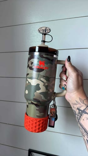 Customer photo review of TIGERLILY BODY WAFFLE Tumbler Boot -fits 20-40oz New!