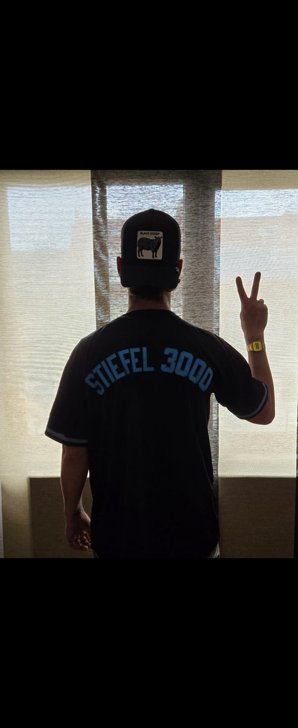 Customer photo review of Benutzerdefinierte Authentisch Baseball-Trikot Schwarz-Hellblau