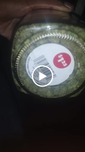 Customer video review of Raspberry Kush - Bulk - (Indica)