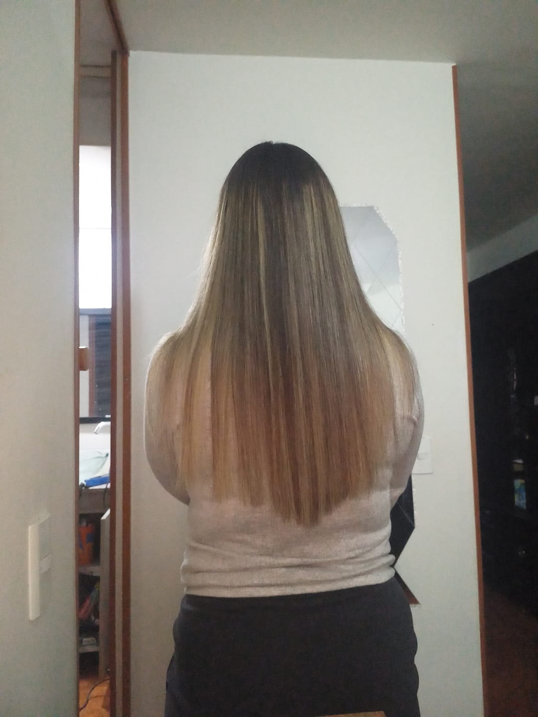 Customer photo review of 🔥 Caja Rosa de Reconstrucción Capilar y Anti-Frizz