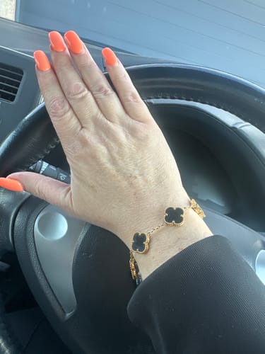 Customer photo review of The Clover Bracelet