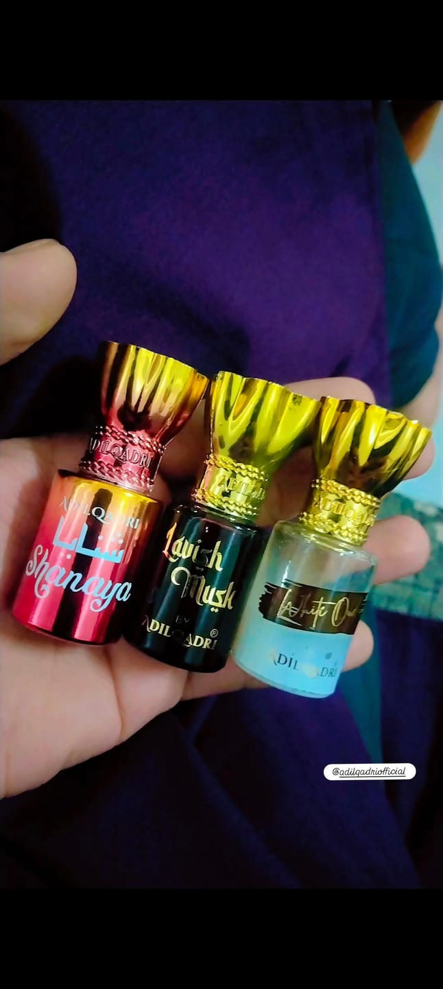 Customer photo review of White Oudh Luxury Attar Perfume