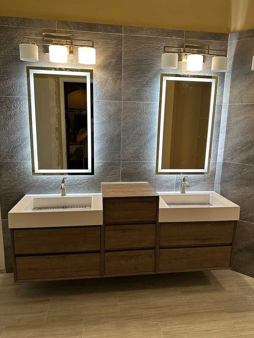 Customer photo review of Halo 80“ Double Sink Floating Bathroom Vanity