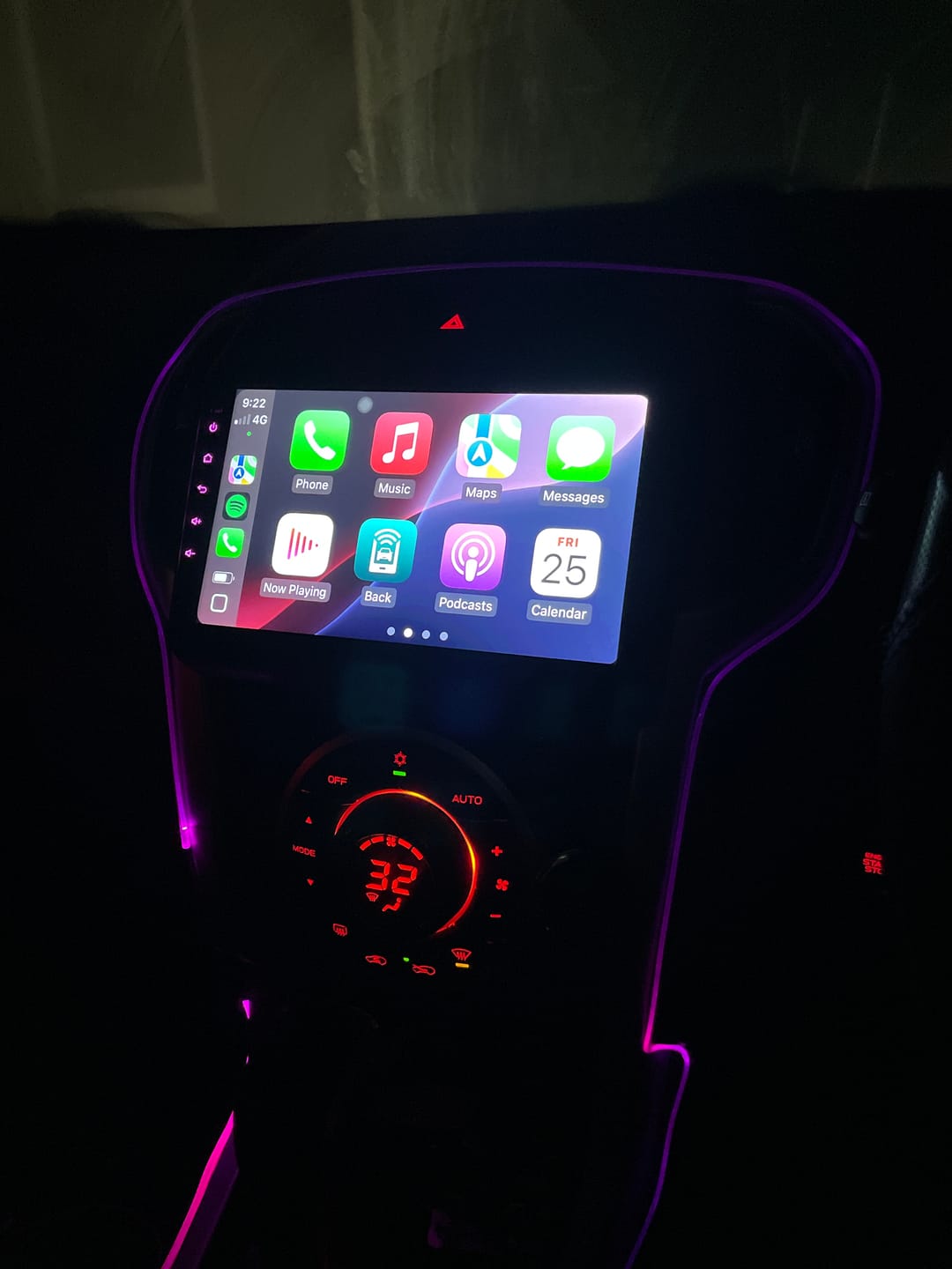 Customer photo review of Isuzu D-Max 2012-2018 CarPlay and Android Auto Head Unit
