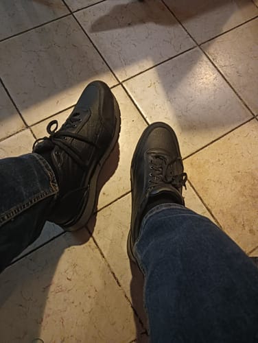 Customer photo review of Tenis Artesanal Hombre Toronto - Negro