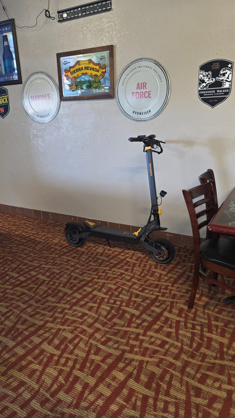Customer photo review of Ausom L1 Electric Scooter