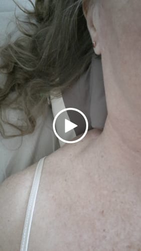 Customer video review of HiZoo - Pillow Neck & Shoulder Massager