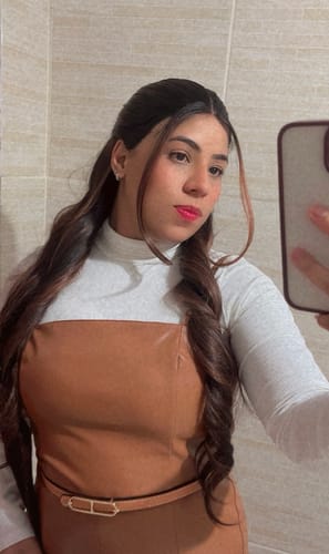 Customer photo review of Lace Front Beatriz Castanho com Luzes Ondulada