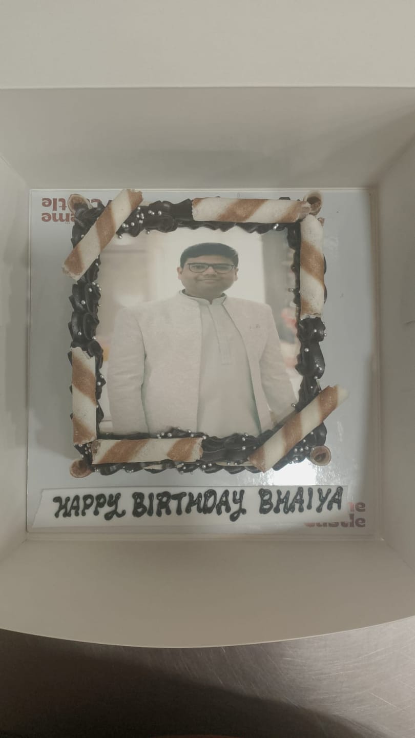 Customer photo review of Customized Photo Cake