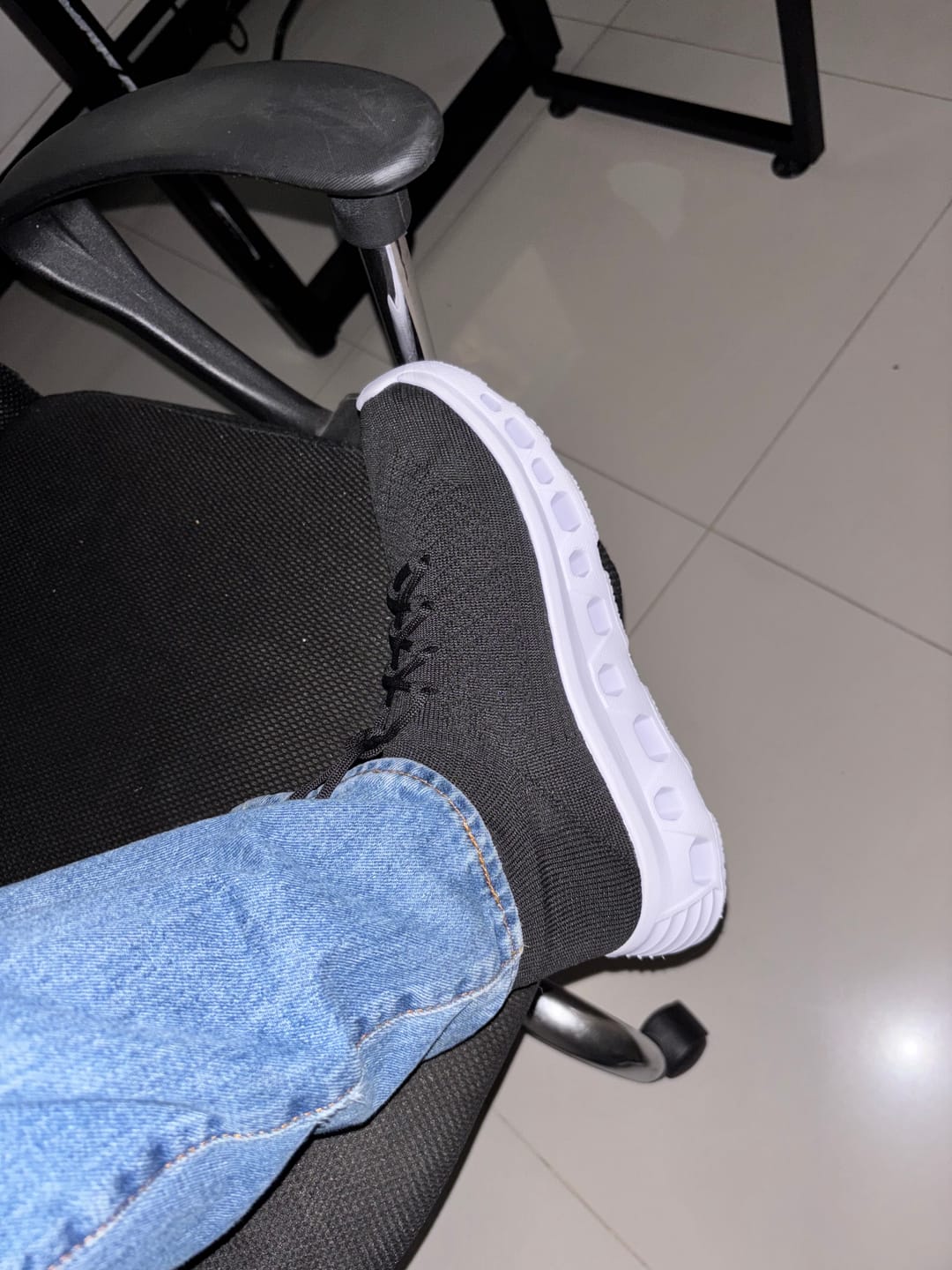 Customer photo review of GUFFO NOVA | Tenis ergonómicos de alto confort