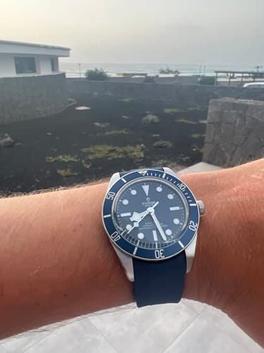 Customer photo review of Rubber Strap for Tudor Black Bay 58 Navy Blue