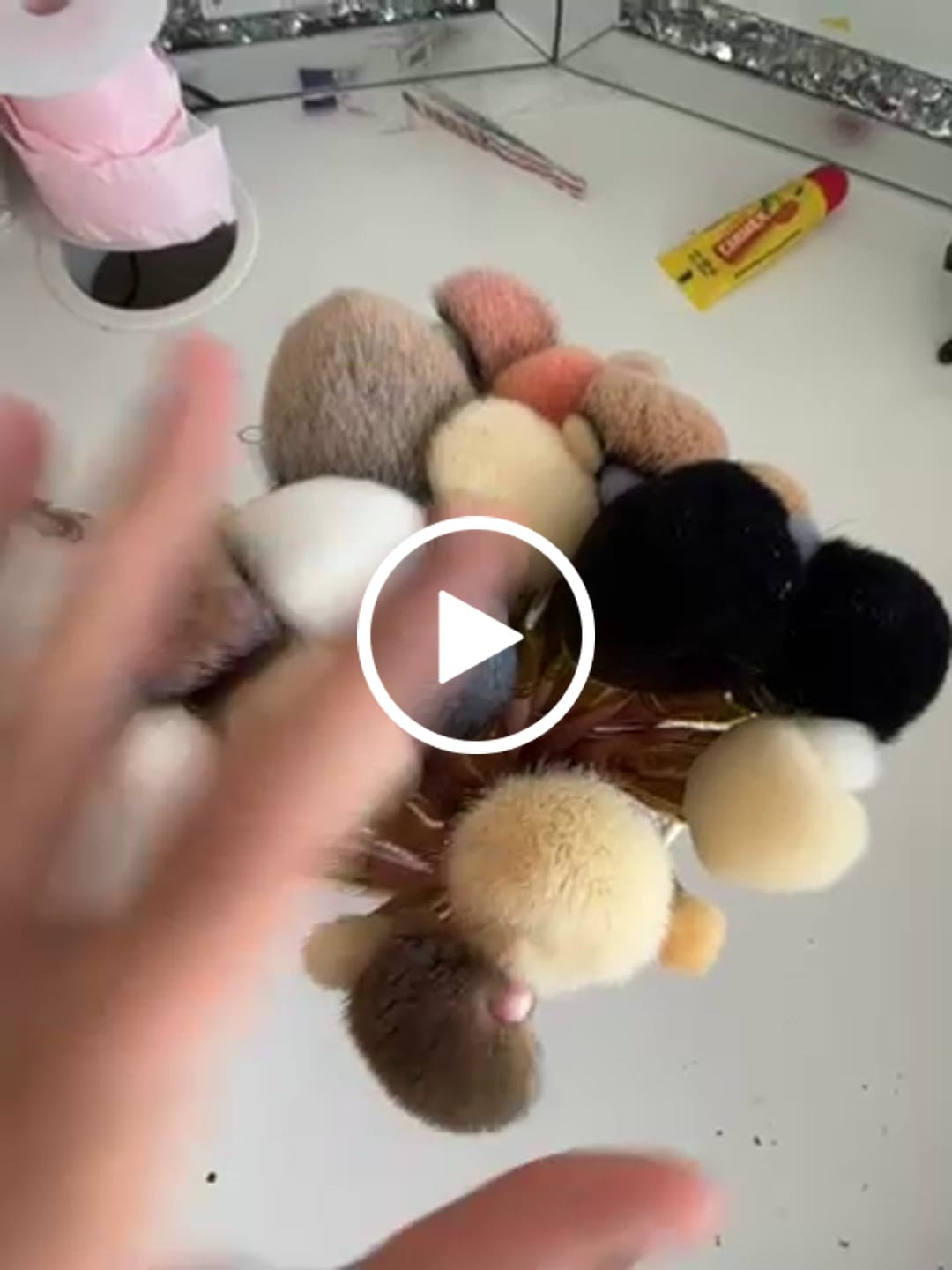 Customer video review of P.Louise 30-Piece Makeup Brush Bundle