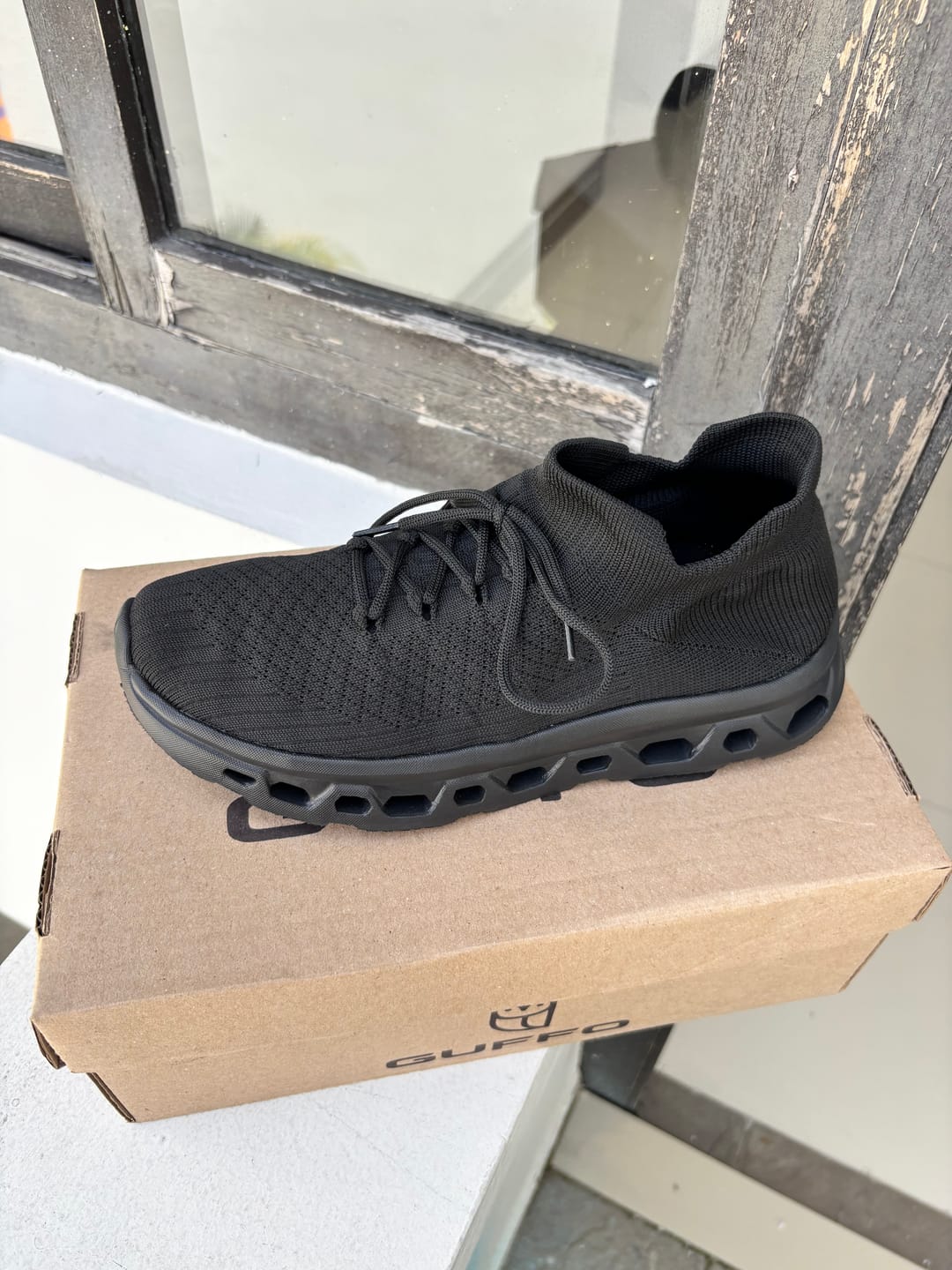 Customer photo review of GUFFO NOVA | Tenis ergonómicos de alto confort