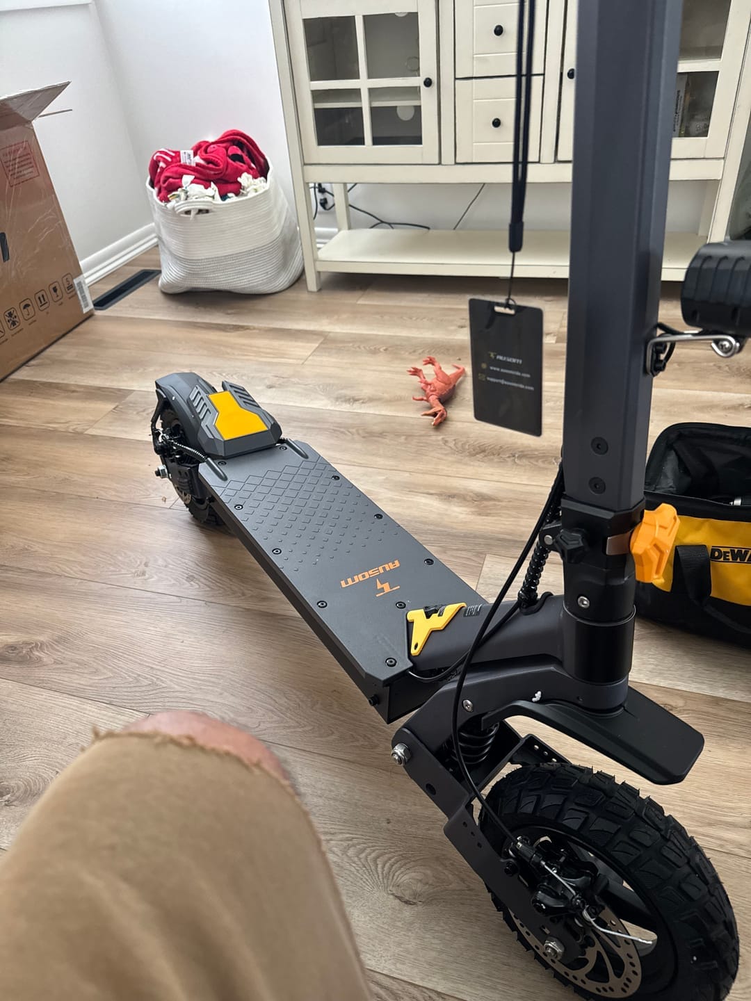 Customer photo review of Ausom L1 Electric Scooter