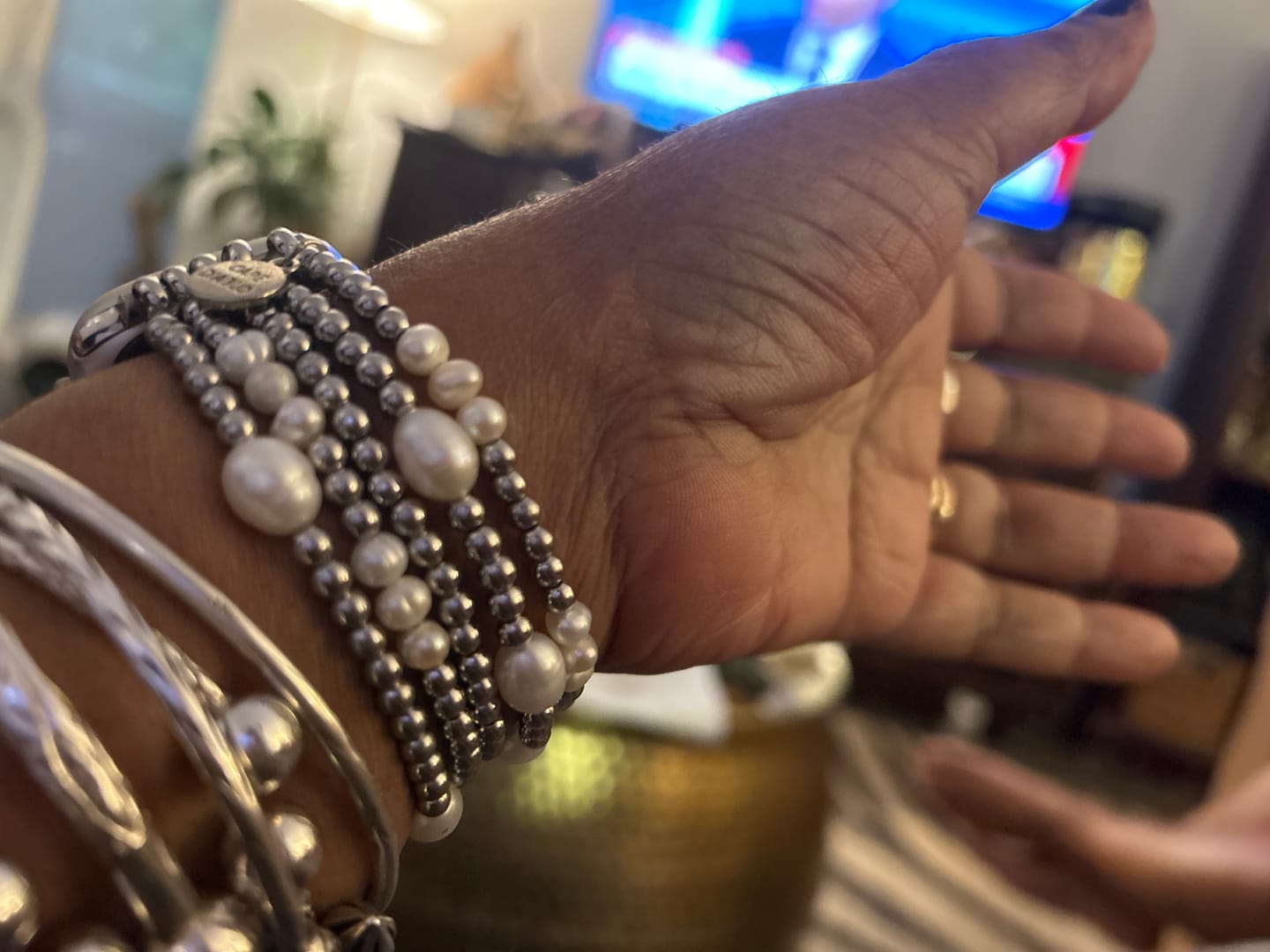 Customer photo review of Gold and Pearl Stretch Apple Watch Strap