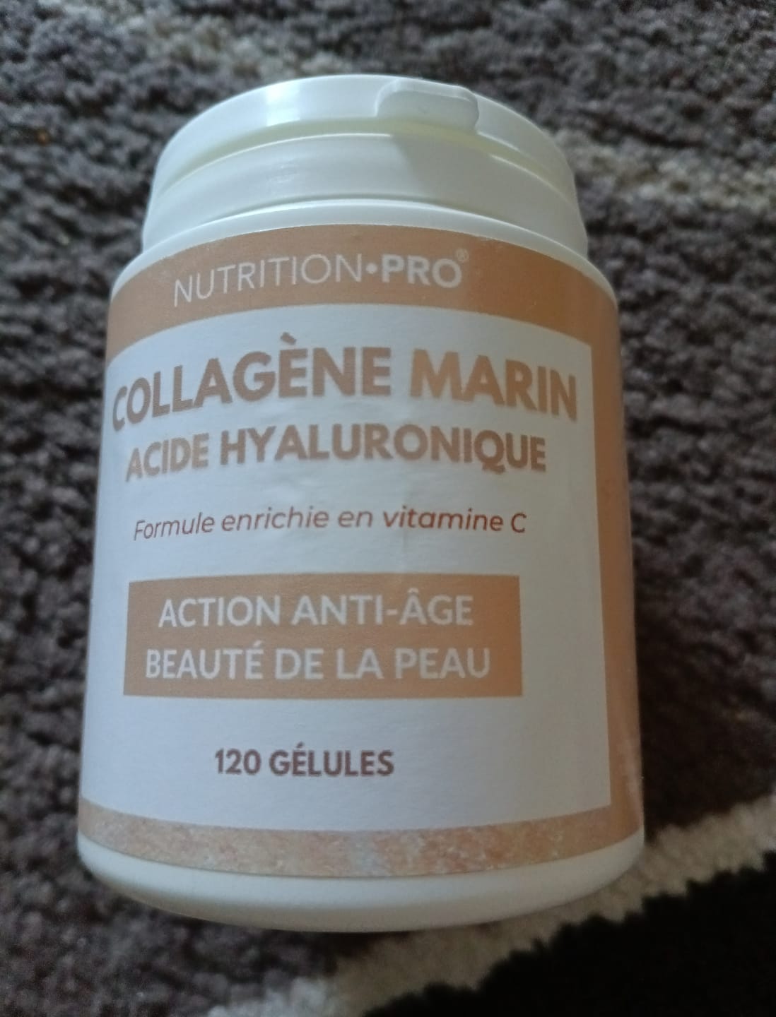 Customer photo review of COLLAGÈNE MARIN HYDROLYSÉ / ACIDE HYALURONIQUE - 120 GÉLULES