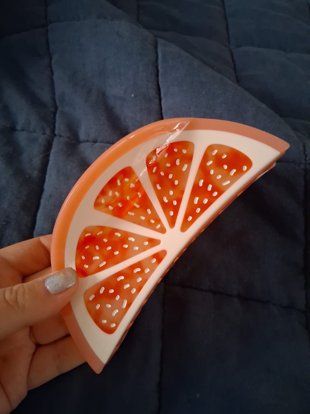 Customer photo review of XL Grapefruit Slice Hair Claw Clip