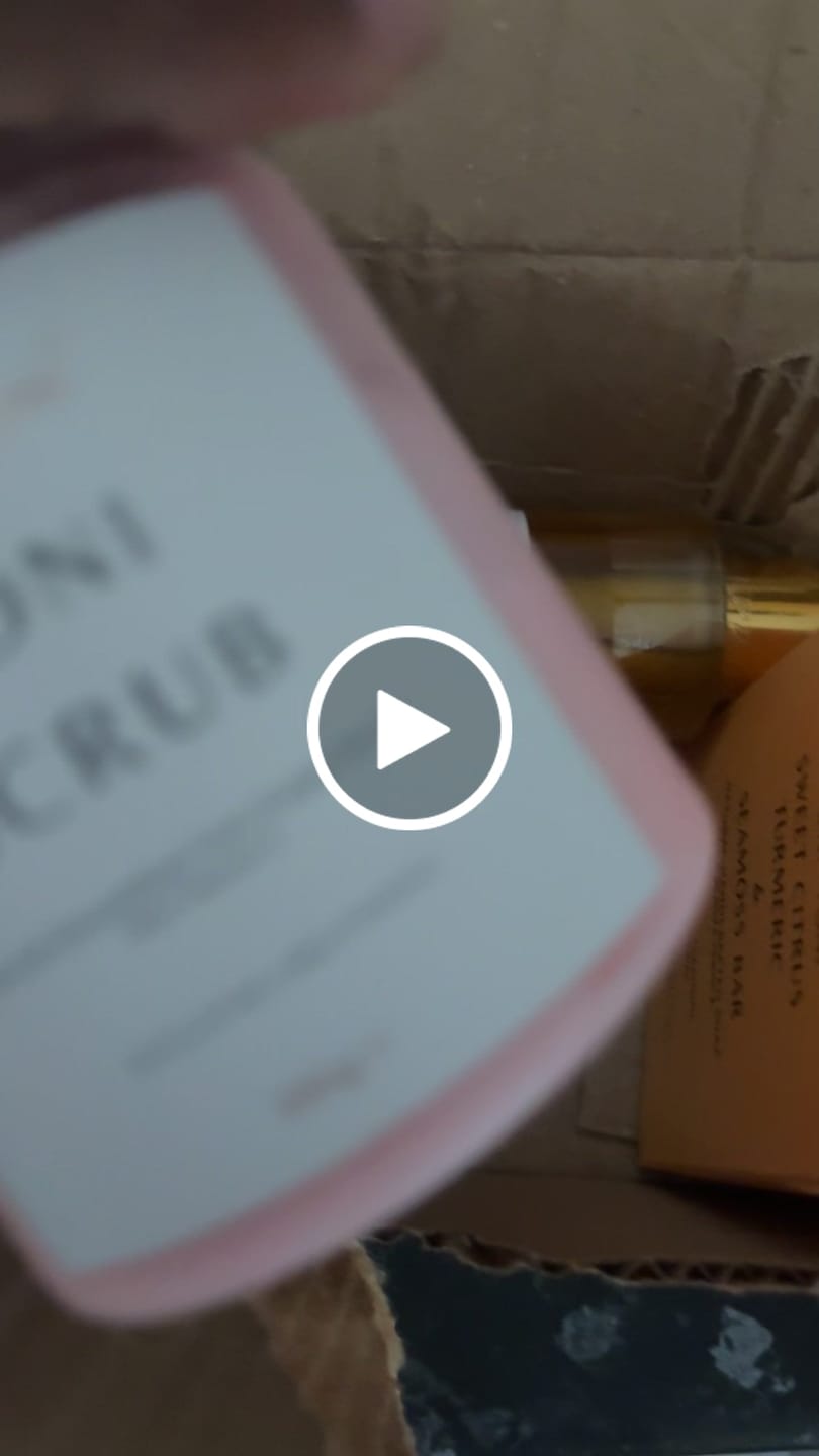 Customer video review of Yoni Scrub