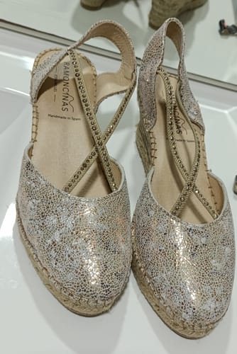 Customer photo review of Elegante alpargata de cáñamo en piel Ramoncinas