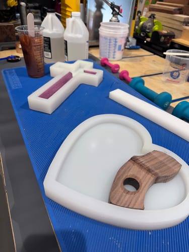 Customer photo review of 9x9x0.75" Heart Shaped Silicone Mold For Epoxy Resin - Heart Mold