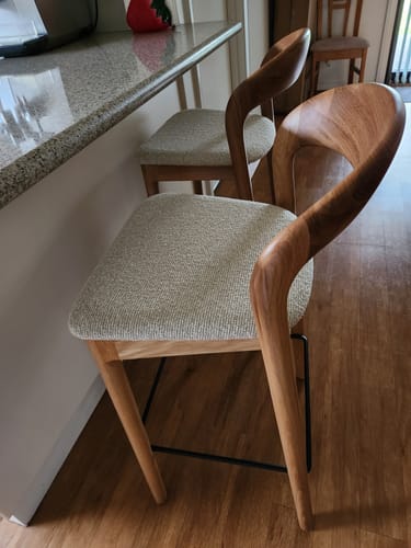 Customer photo review of Caspar 65cm Natural Bar Stool - Beige (Set of 2)