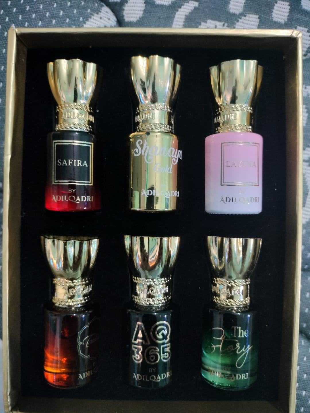 Customer photo review of Essensia Luxury Attar Perfume Gift Set (6 x 5.5Ml)