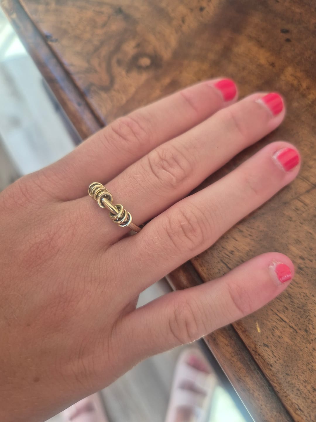 Customer photo review of Bague d'Anxiété Ajustable Alya