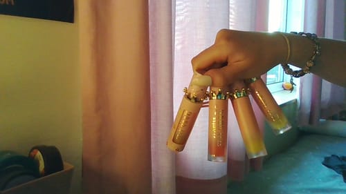 Customer photo review of P. Louise Stay Shining Crown Lip Oil