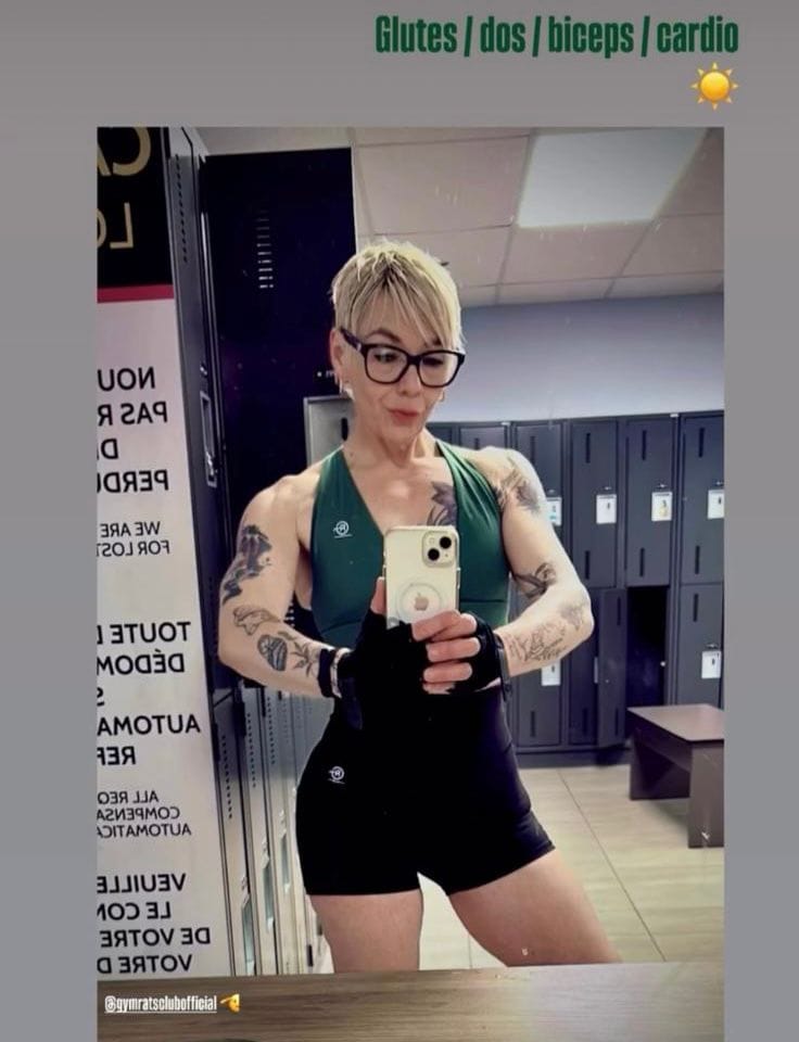 Customer photo review of OASIS SHORTS LEGGINGS