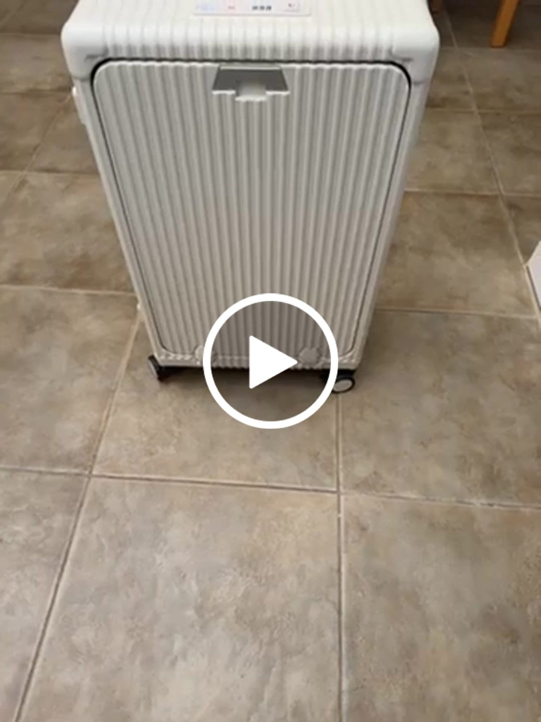 Customer video review of Check-In Medium: All-In-One 24"