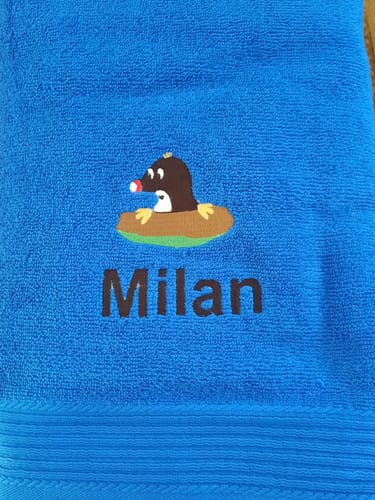 Customer photo review of Personalisiertes Kinder Handtuch mit Namen und Motiv bestickt
