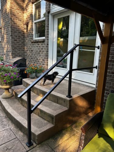 Customer photo review of Stair Top & Middle Rail Size Exchange Pack