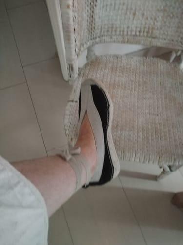 Reseña con foto de un cliente sobre Alpargata Lara Negro