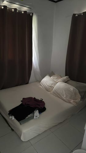 Customer photo review of PLAIN OAKWOOD PILLOWCASE