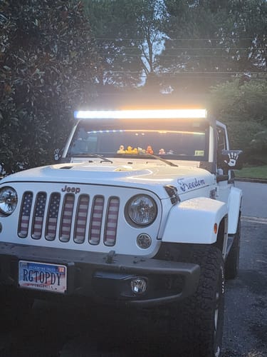 Customer photo review of Aerolidz Dual Row Clear Light Bar Cover - 52” LED Silencer