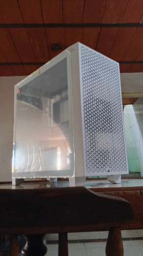 Customer photo review of Case gaming Corsair 3000D Airflow/ Mid Tower/ ATX/ 2x Fan 120 mm/ Vidrio Templado/ Blanco