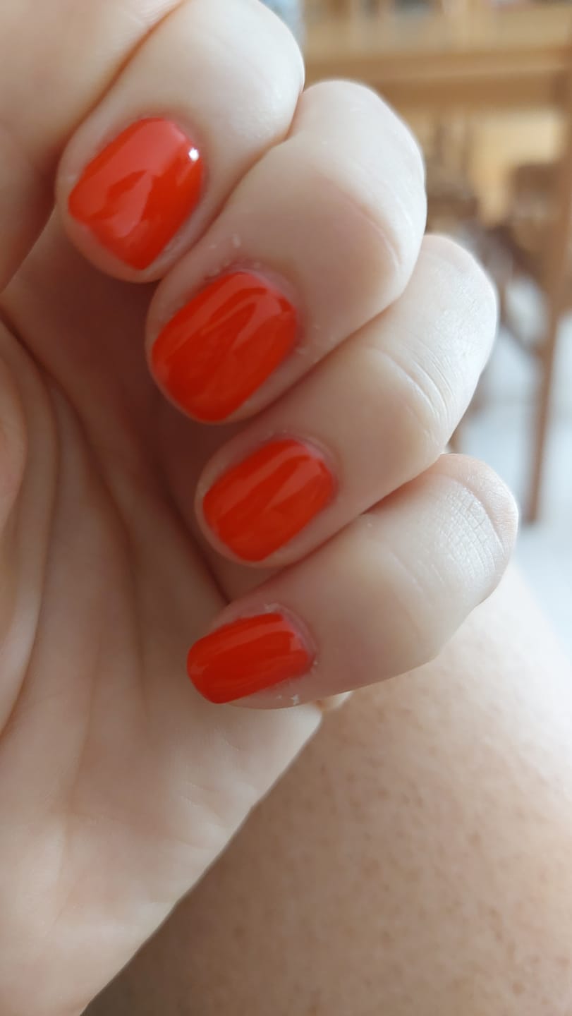 Customer photo review of Smalto Semipermanente LCI -  Rosso Red Carolina