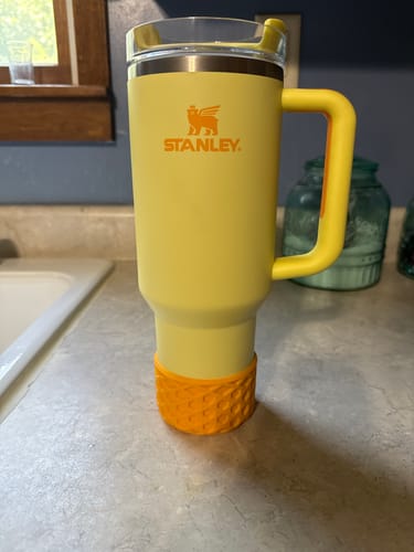 Customer photo review of MARIGOLD WAFFLE Tumbler Boot -fits 20-40oz New!