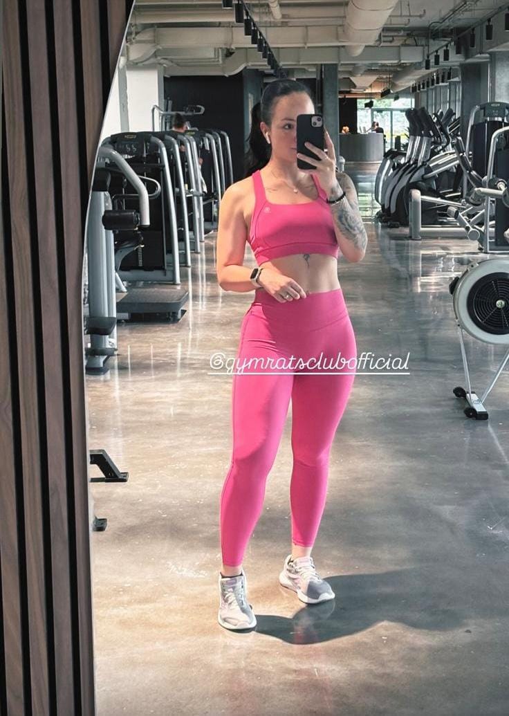 Customer photo review of OASIS LEGGINGS