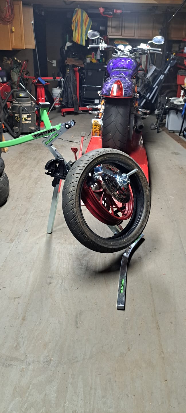 Customer photo review of Rabaconda Street Bike Tire Changer