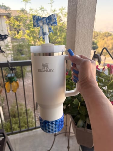 Customer photo review of Cornflower Remix WAFFLE Tumbler Boot -fits 20-40oz