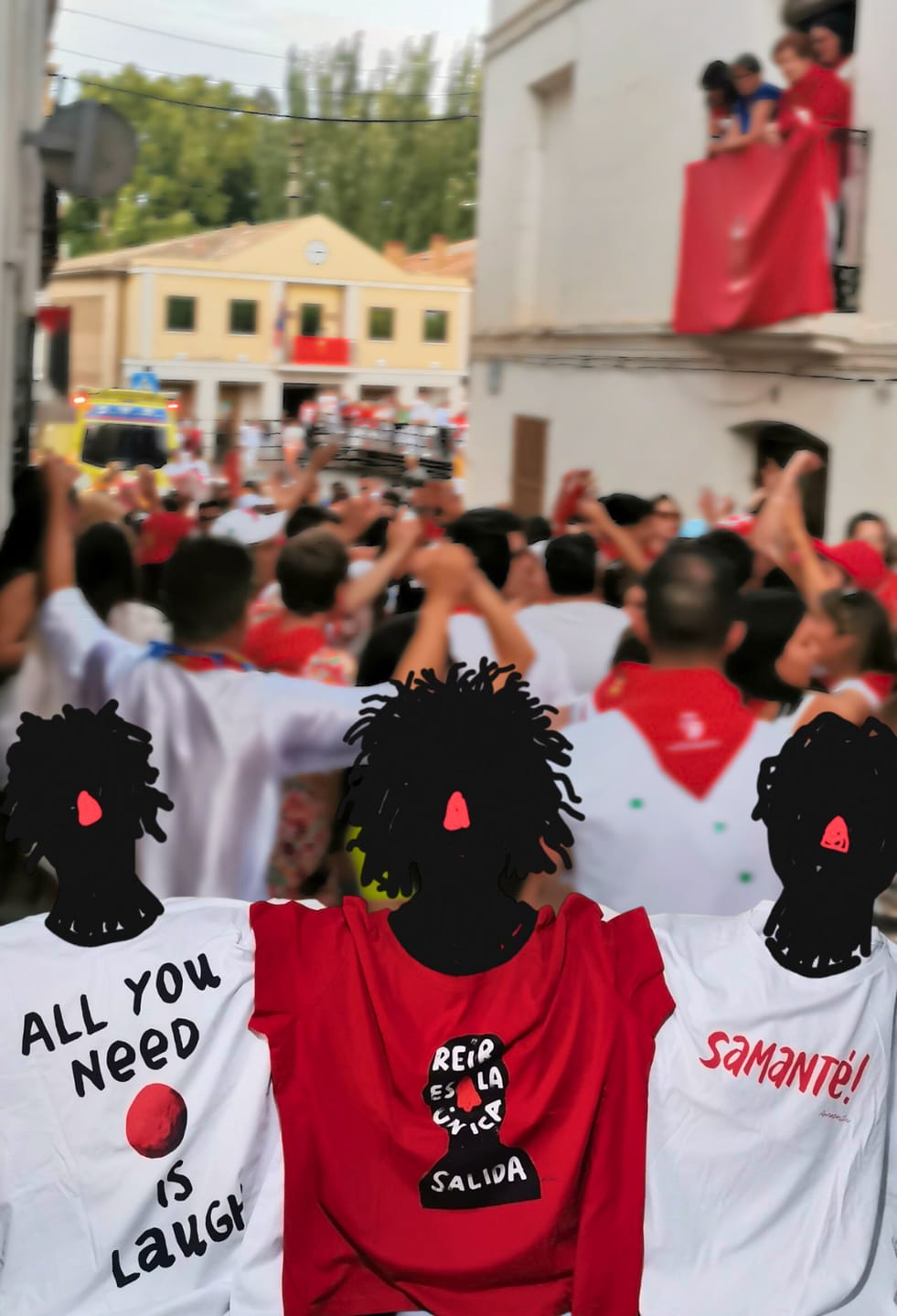 Customer photo review of Camiseta "Reír es la única salida"