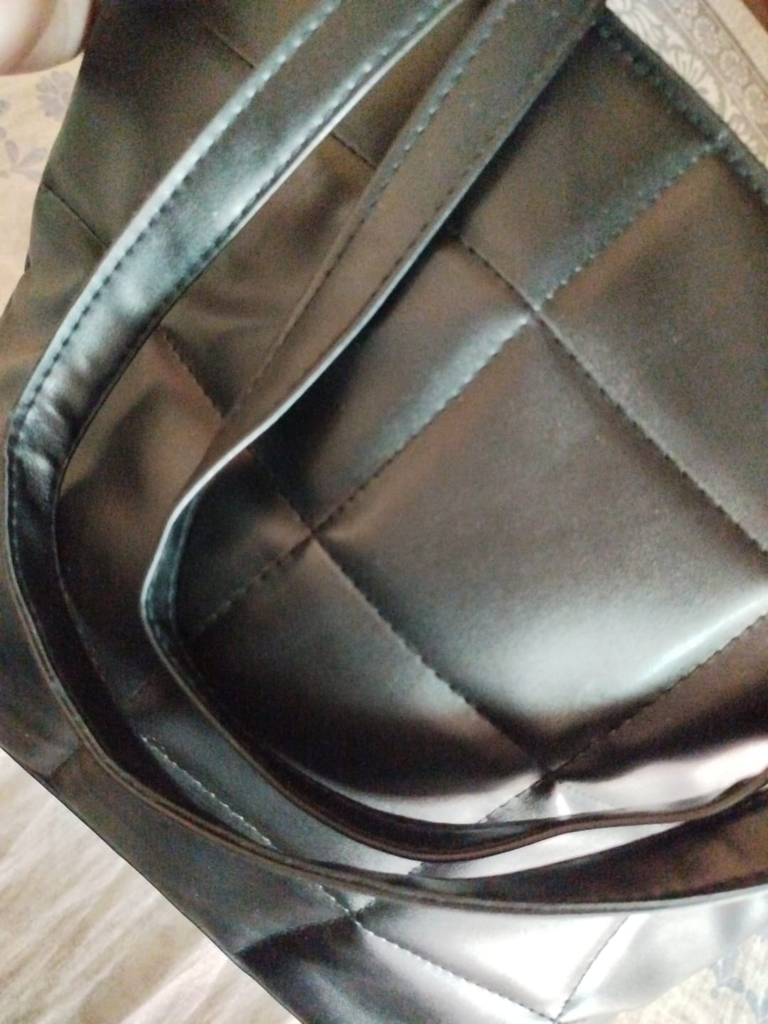 Customer photo review of Black Belle Luxe Tote Bag
