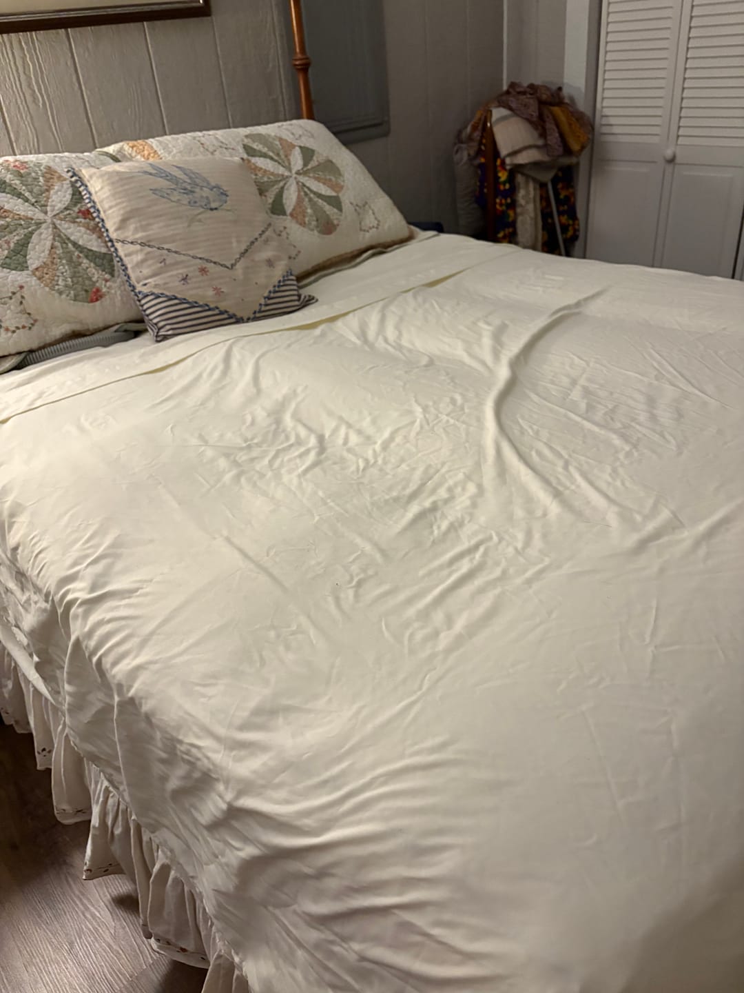Customer photo review of Muscle Mat Luxury Mattress Topper - 4 Inches Thick