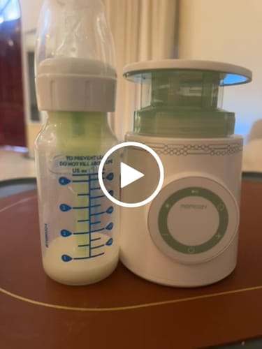 Customer video review of Momcozy Portable Bottle Warmer for Travel, Double Leak-Proof Travel Bottle Warmer with Fast Heating