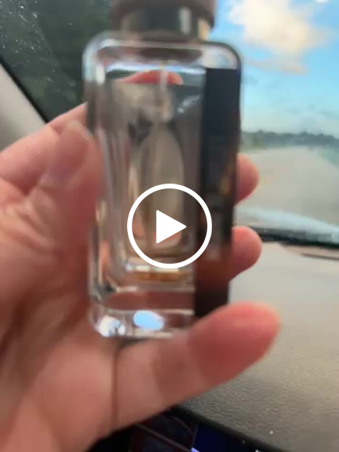 Customer video review of Puffletuft